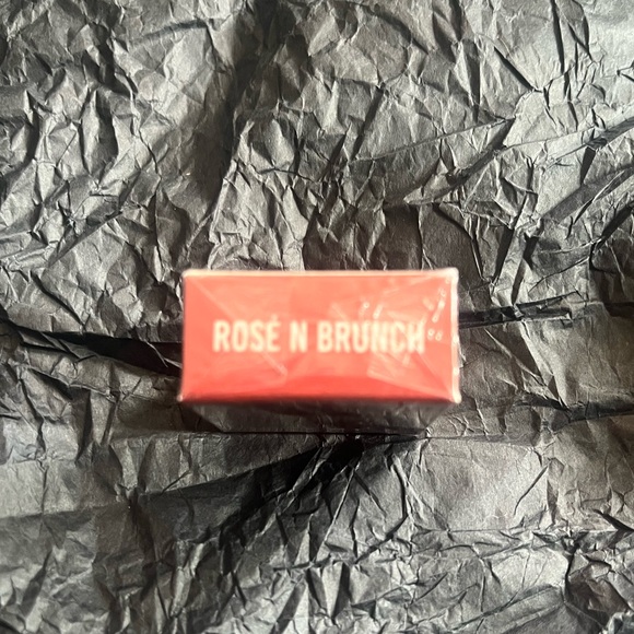 Danessa Myricks Yummy Skin Blurring Balm Powder Flushed - Rose N Brunch- MINI 3G - Picture 9 of 10